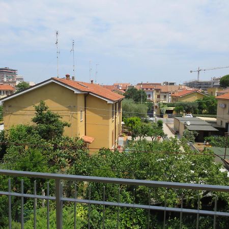 La Baia Di Lori Διαμέρισμα Πέζαρο Εξωτερικό φωτογραφία